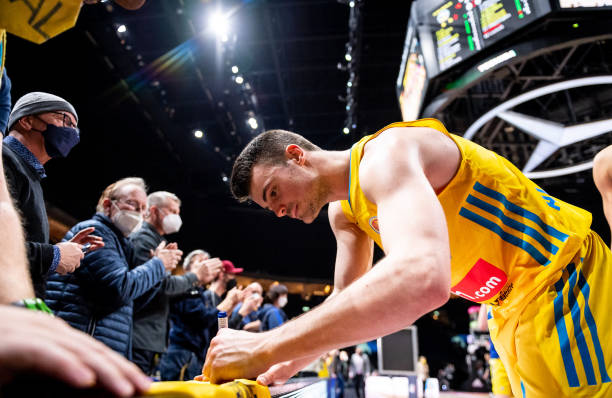 担更多对塔 担更多对塔